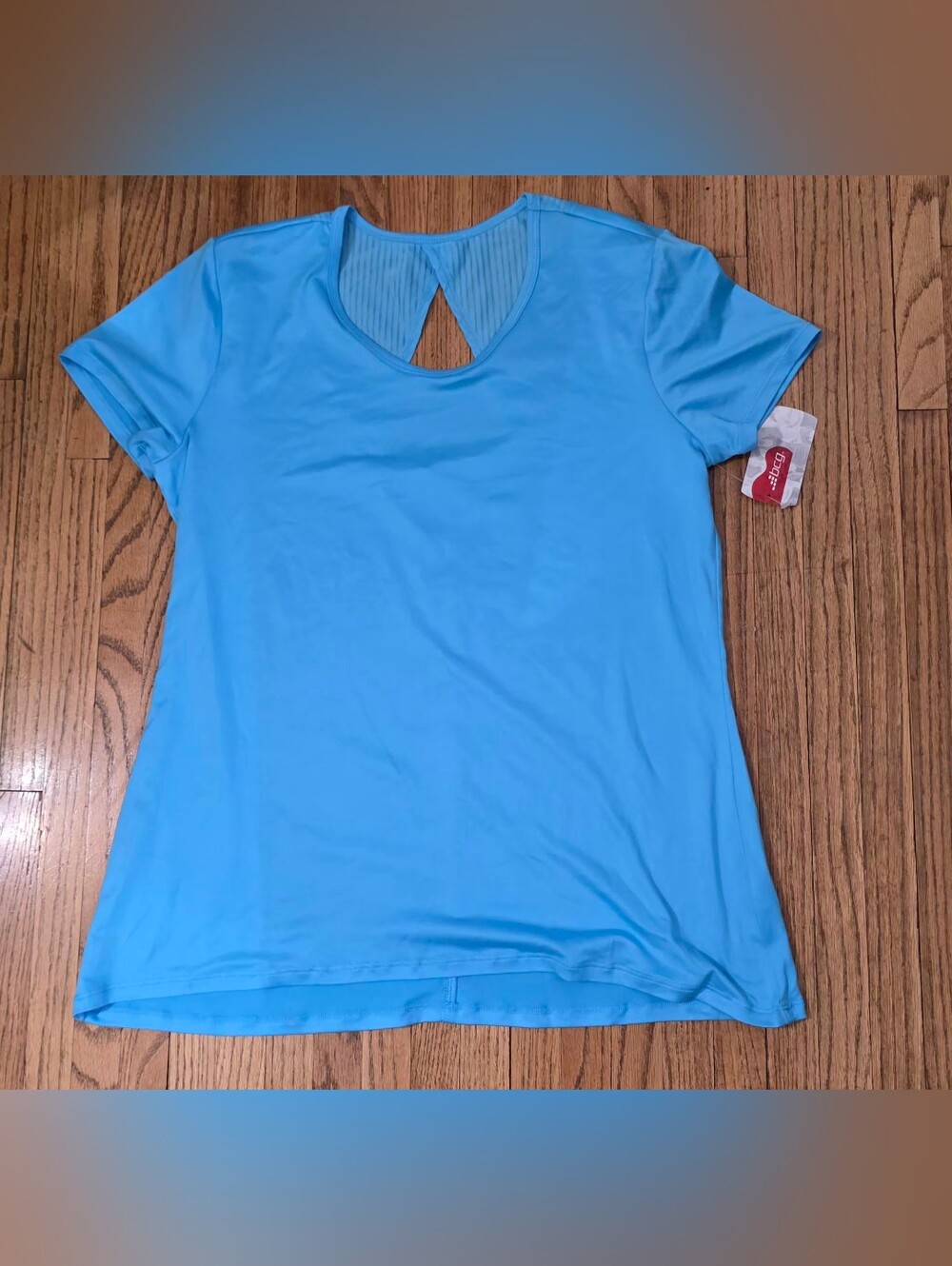 bcg Light Blue Short Sleeve Top with Keyhole Back Size M